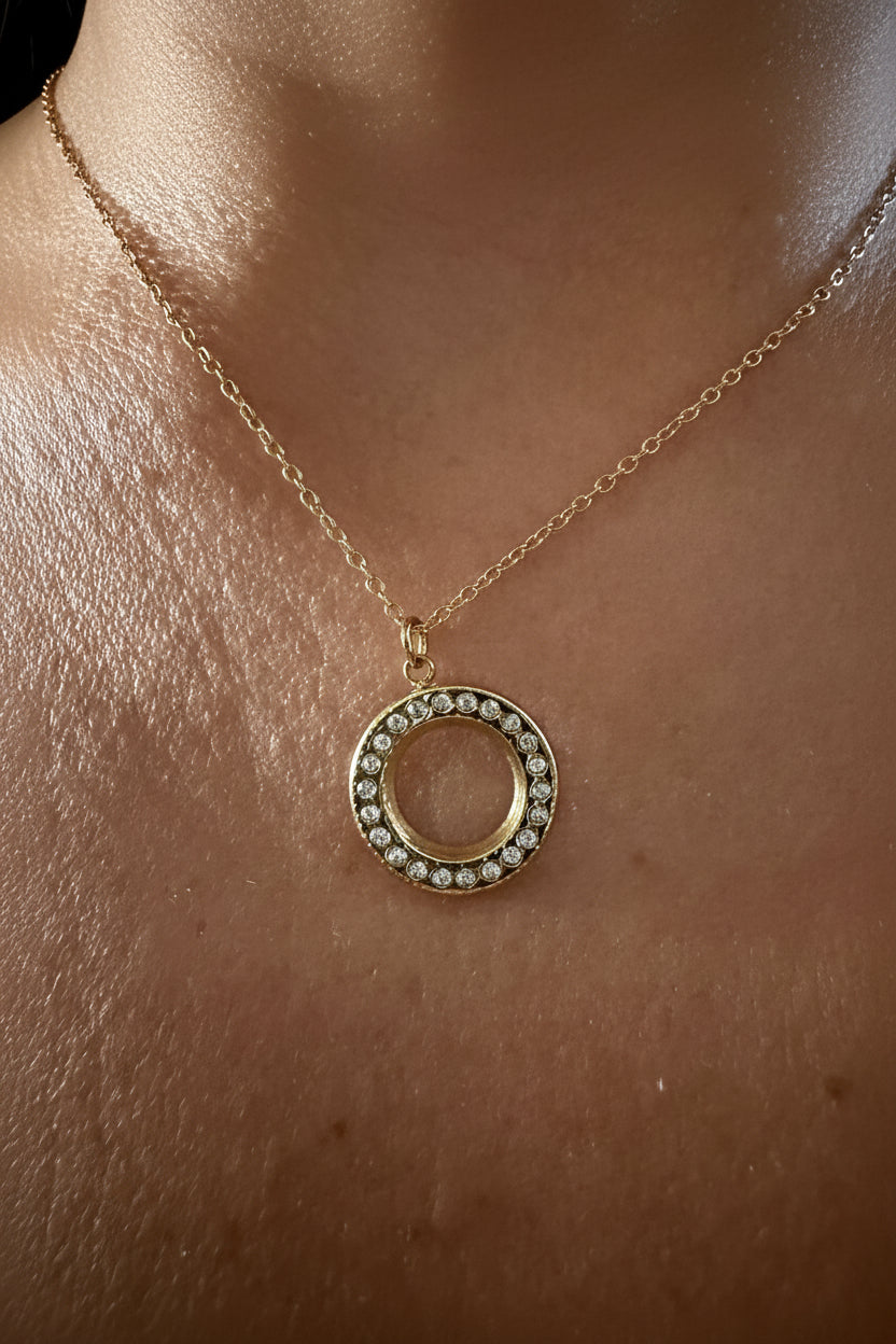 Collier pendentif rond strass Ikita – Acier inoxydable doré