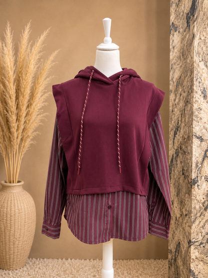 Pull chemise Dual Raya bordeaux mannequin face capuche cordon torsadé