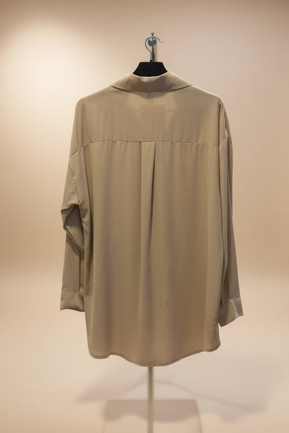 Women's long, flowing shirt – Chic & trendy elegance