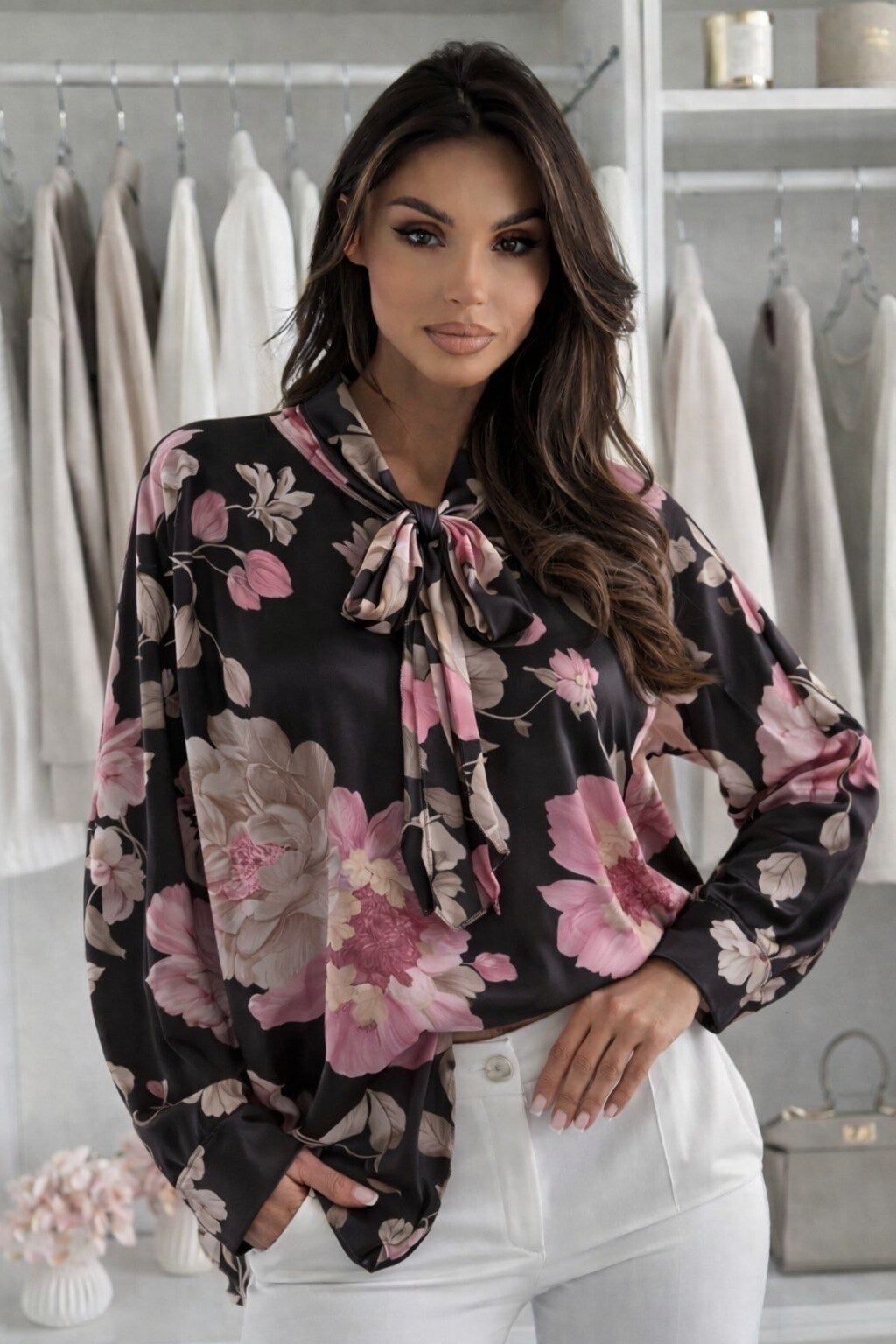 Blouse Col Lavallière Satiné Imprimé Fleuri — FORCYMA